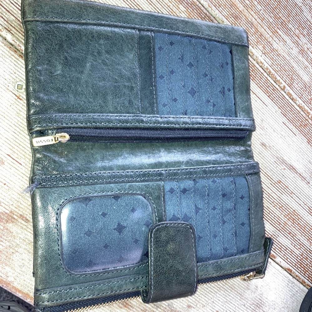 A beautiful vintage long wallet